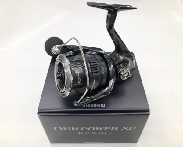 現行 スピニングリール 買取！ シマノ 25 ツインパワーXD 4000XG 